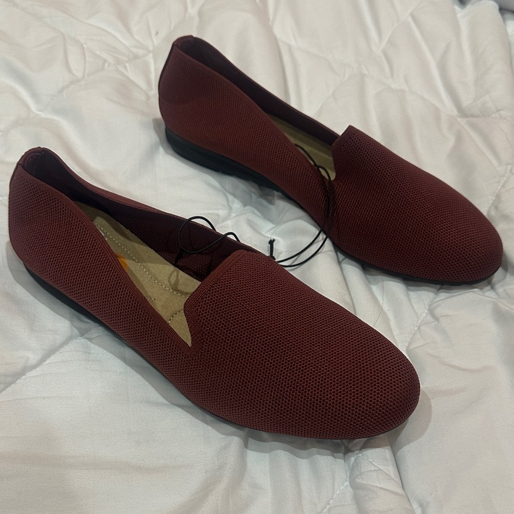 NEW Elegant Maroon Slip-On Shoes size 11W